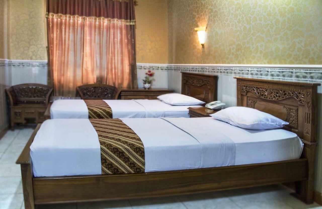 Hotel Wiwi Perkasa 2 Indramayu Eksteriør billede